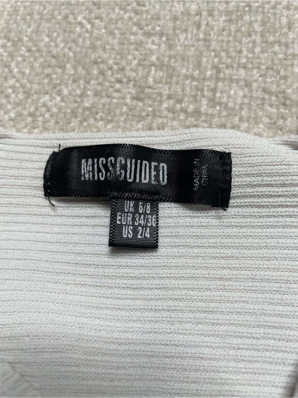 Missguided White Ribbed Cropped V-Neck Tank - Picture 7 of 7